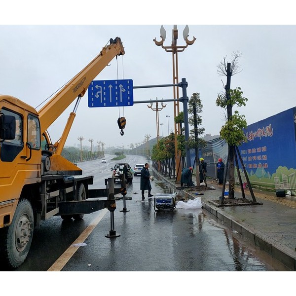 交通标志牌厂家告诉您安装注意事项